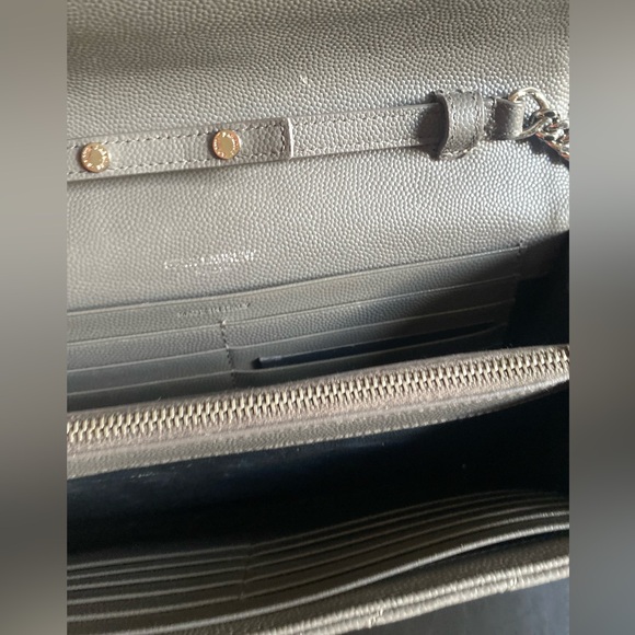 YSL shoulder bag in grey - Picture 6 of 7